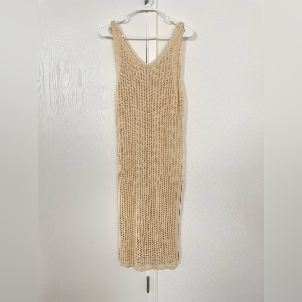 Coverup in beige color